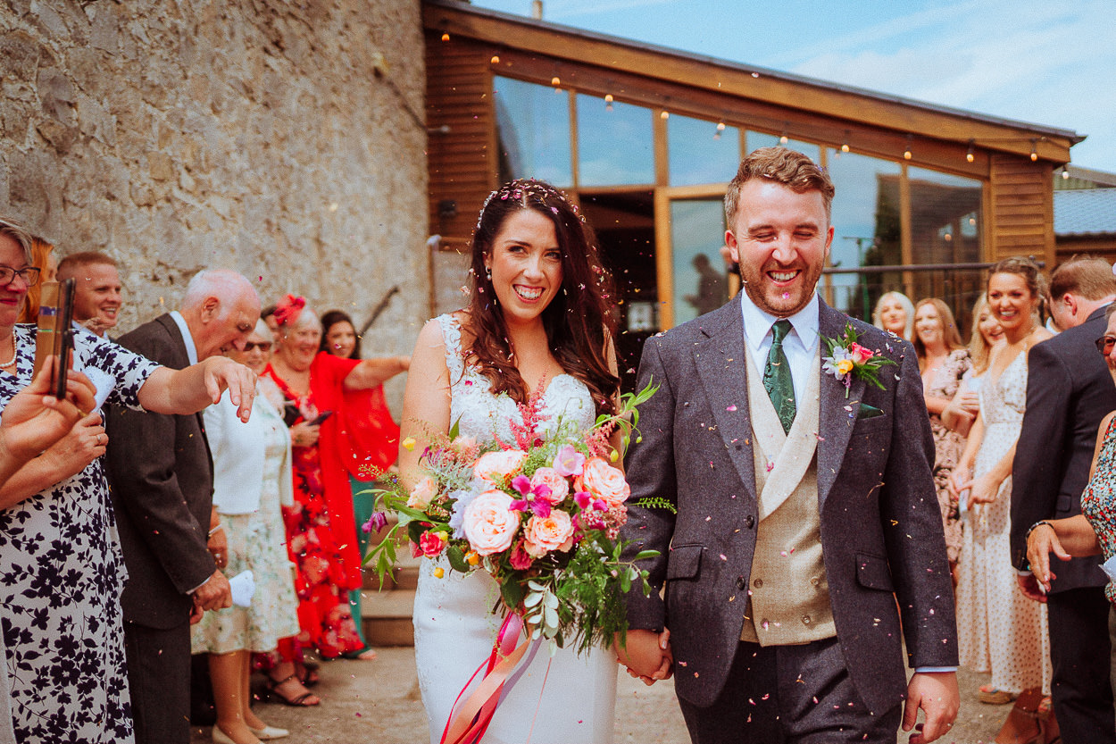 SUMMER WEDDING ROSEDEW FARM WEDDING PHOTOGRAPHY 041 SUMMER WEDDING ROSEDEW FARM WEDDING PHOTOGRAPHY 041